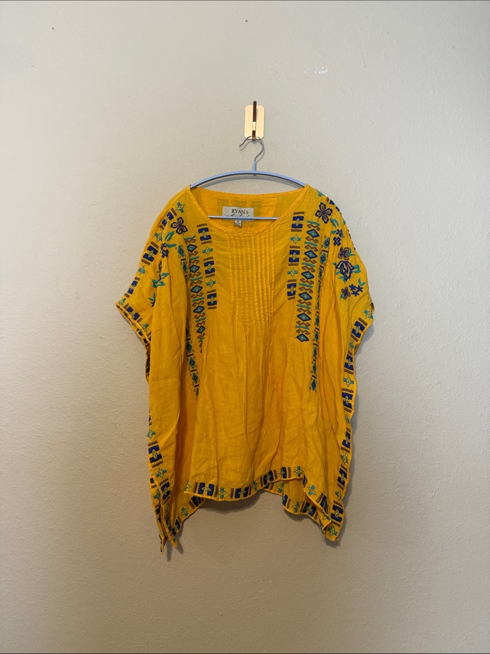 Ryan Michaels Embroidered Poncho Size Medium Linen - Picture 2 of 6